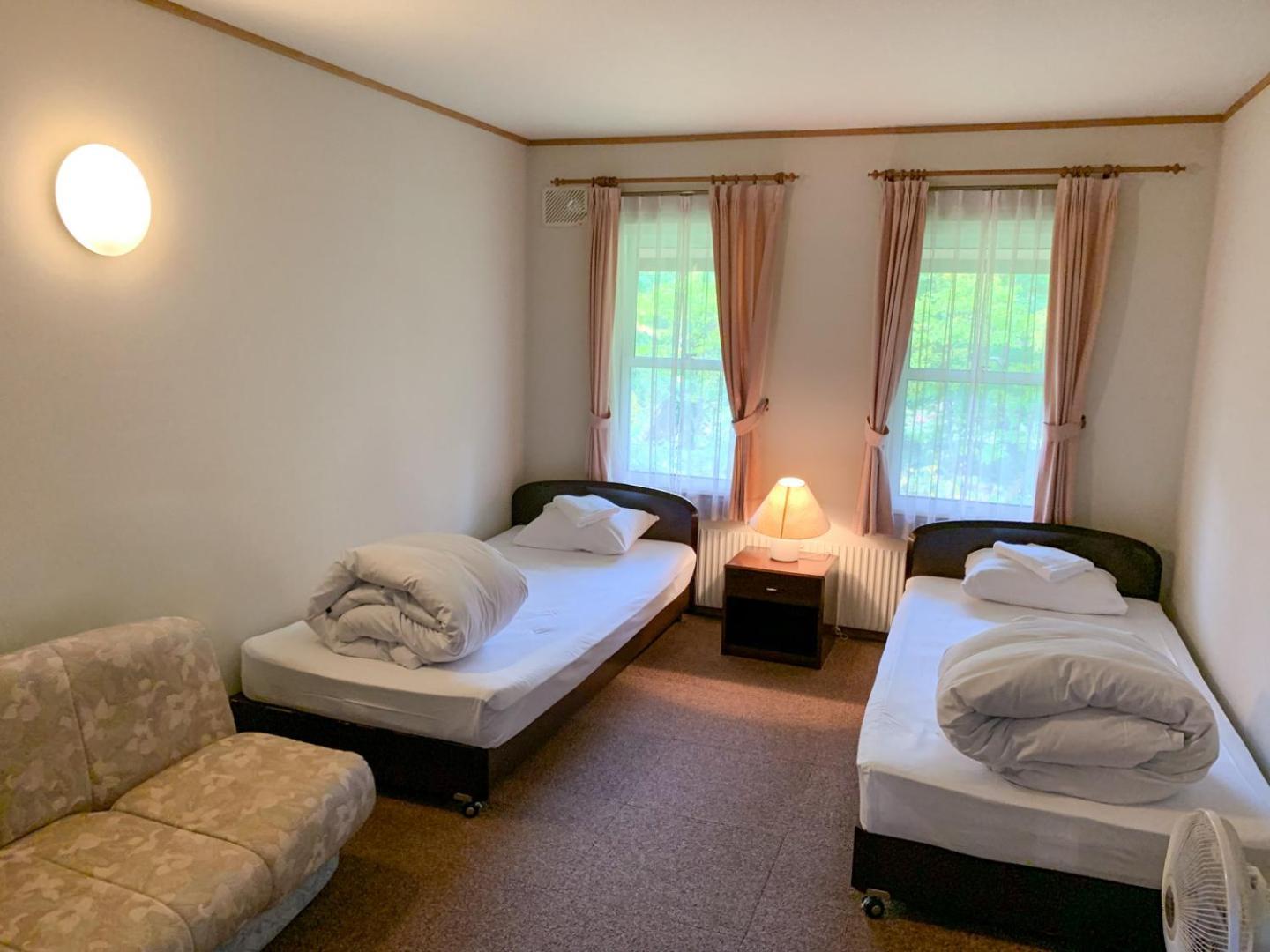 Niseko Ski Lodge - Higashiyama Bilik gambar
